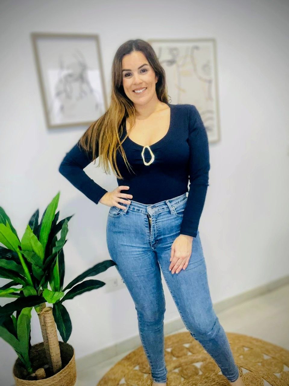 Camisa de manga baja con detalle Dorado